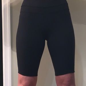 Lululemon black short - size 8